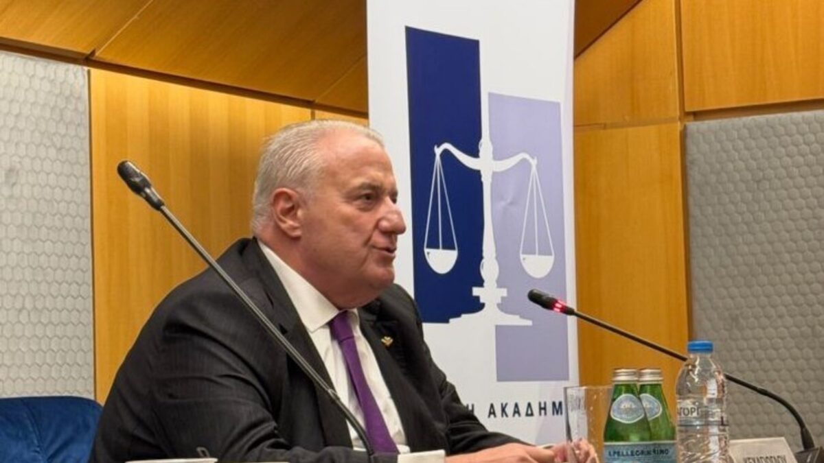 Σάκης Κεχαγιόγλου