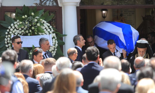 Κηδεία Πέτρου Μολυβιάτη