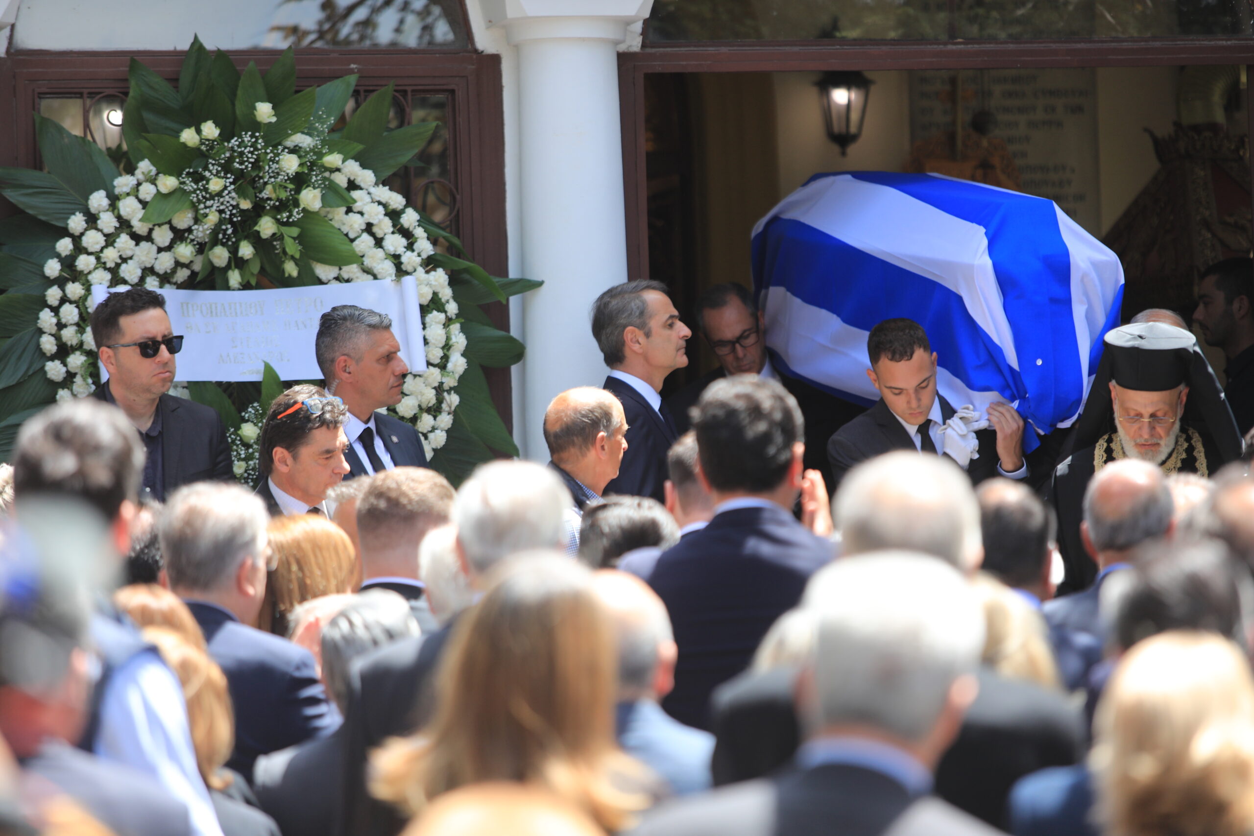 Κηδεία Πέτρου Μολυβιάτη