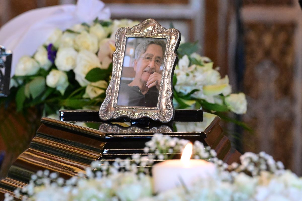 Κηδεία του Νίκου Γαλανού