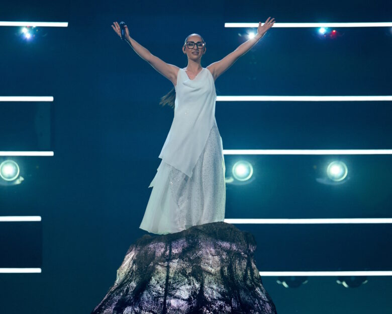 Eurovision 2025: Χειροκροτήματα, φωνές και συγκίνηση για την εμφάνιση της Klavdia – Η «Αστερομάτα» της μάγεψε το κοινό