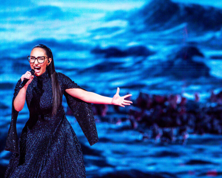 Eurovision 2025: Η Klavdia πέρασε στον μεγάλο τελικό με την «Αστερομάτα» – Οι χώρες που προκρίθηκαν