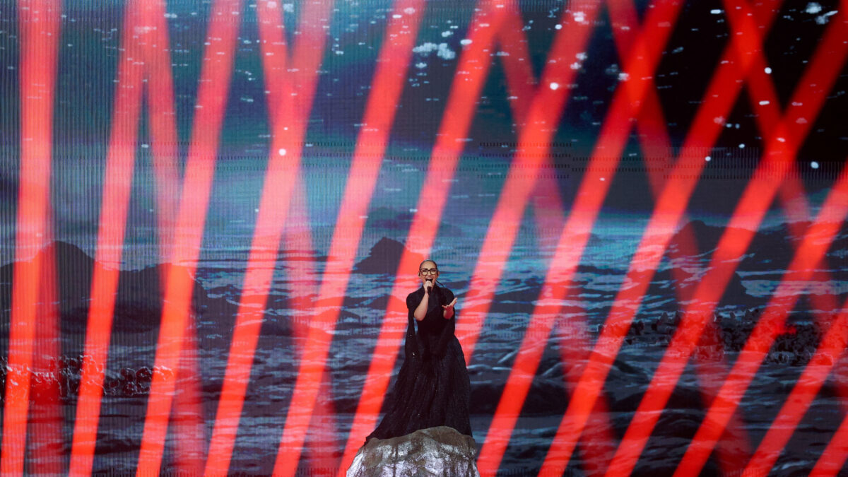 H Klavdia στη σκηνή της Eurovision