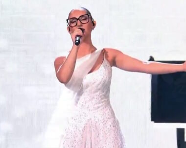 Η Klavdia στην τελική πρόβα της Eurovision
