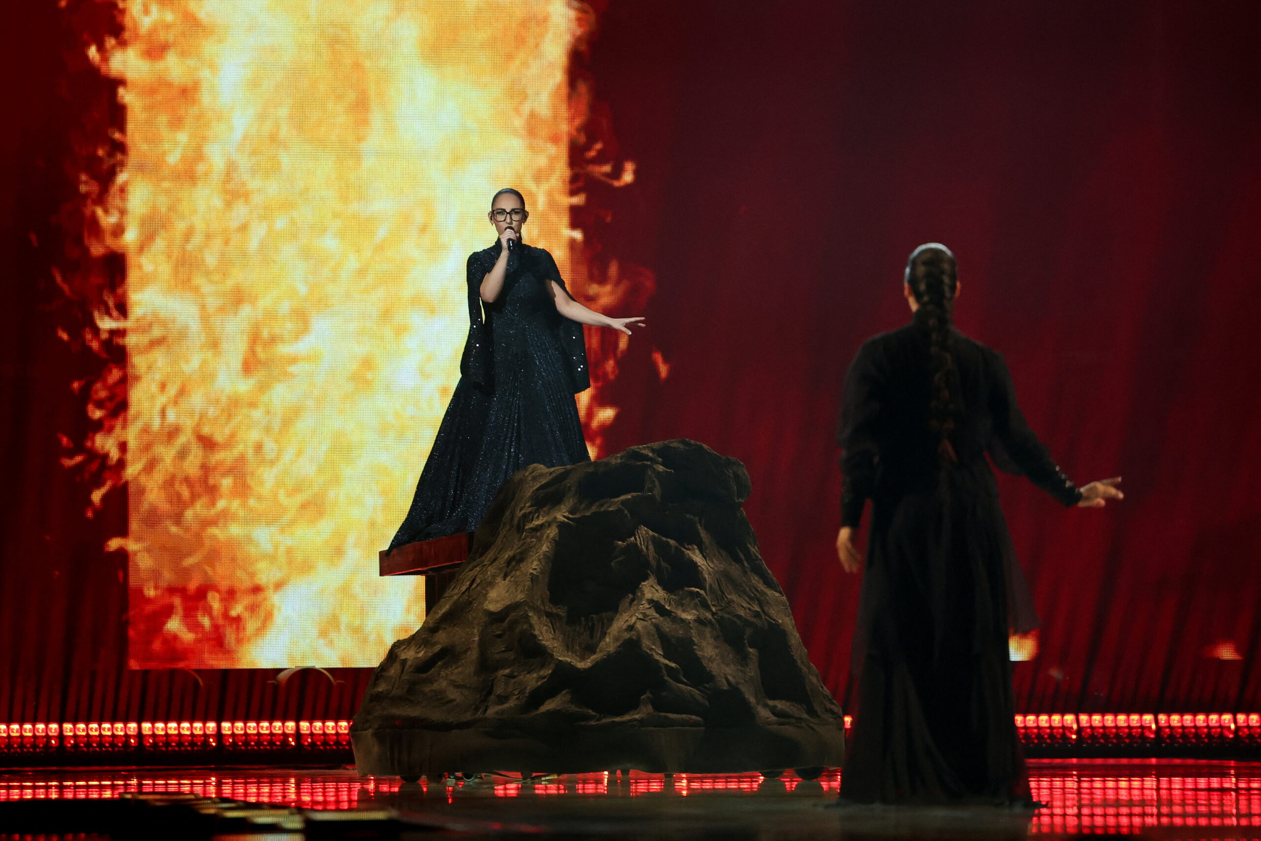 Η Klavdia στη σκηνή της Eurovision