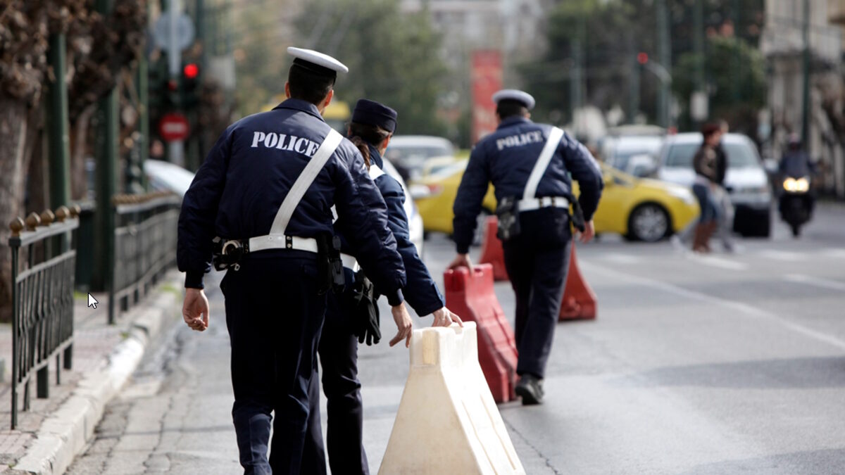 Η Τροχαία προχωρά σε κυκλοφοριακές ρυθμίσεις
