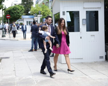 Ο Κωνσταντίνος Κυρανάκης με την σύζυγό του και το πρώτο τους παιδί