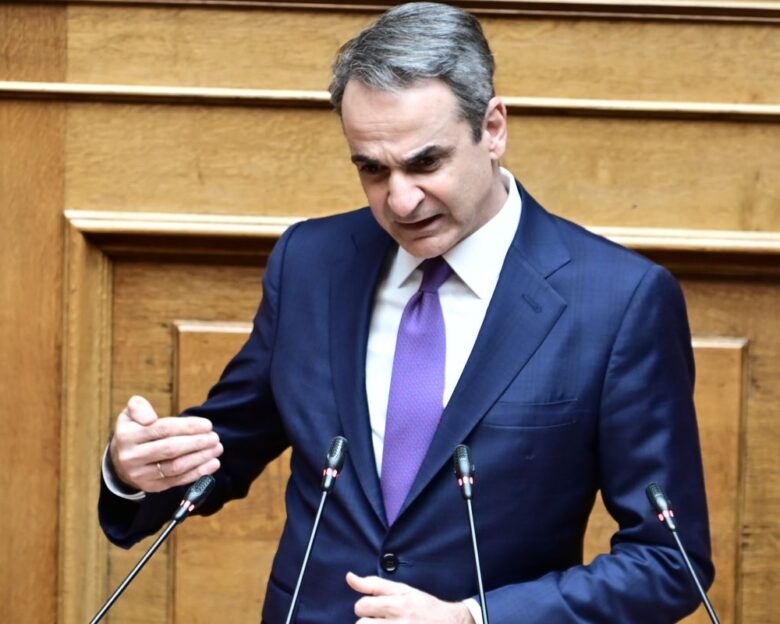 Γιατί η κυβέρνηση ανοίγει από τώρα τον δημόσιο διάλογο για την άρση της μονιμότητας στο δημόσιο
