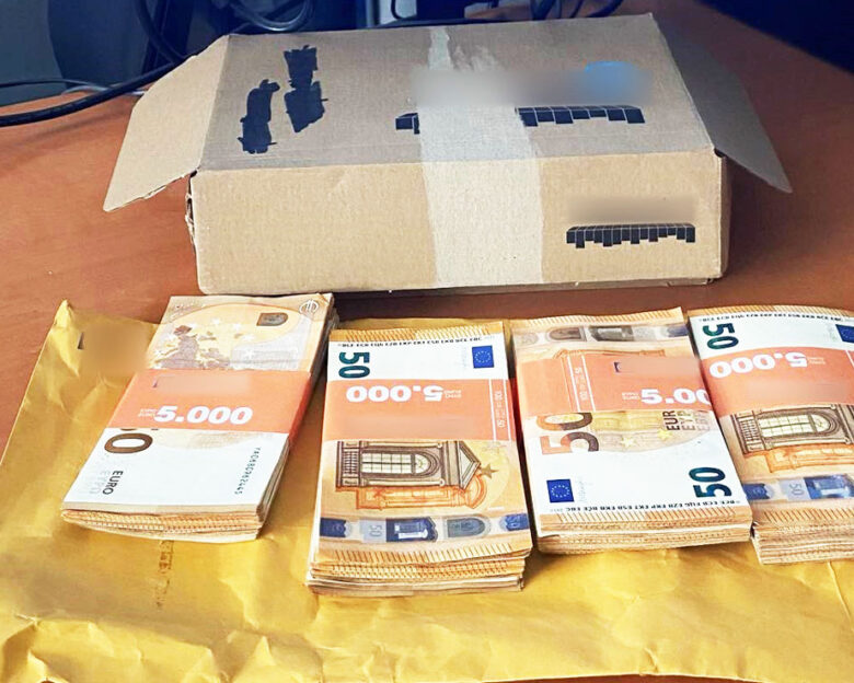 «Ασυναίσθητα ανοίγω τον κάδο και τα βλέπω» λέει ο υπάλληλος καταστήματος τεχνολογίας για τα 20.000 ευρώ που «ανακύκλωσε» 69χρονος