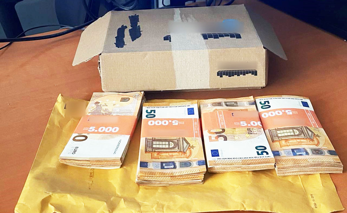 Λεφτά