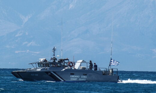 Ένα σκάφος του Λιμενικού