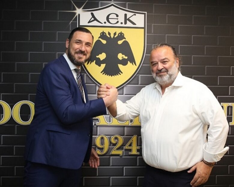 Η ΑΕΚ ανακοίνωσε την επιστροφή του Μηνά Λυσάνδρου σε ρόλο αντιπροέδρου και διευθύνοντα συμβούλου
