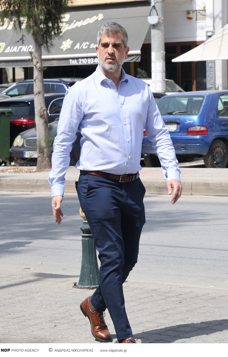 Ο γιος της Χάρις Αλεξίου και του Αχιλλέα Θεοφίλου, Μάνος Θεοφίλου