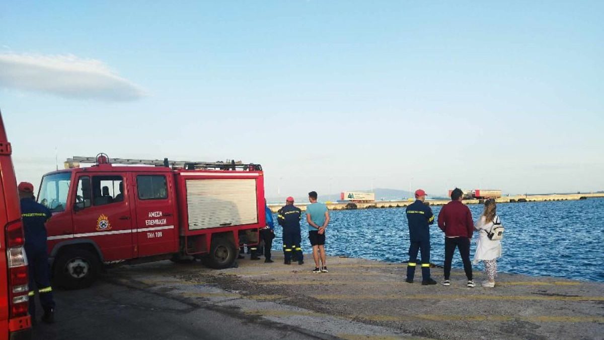 Το αγροτικό που στο λιμάνι της Μυτιλήνης, κάτω από άγνωστες μέχρι στιγμής συνθήκες