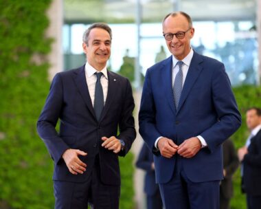 Ο Κυριάκος Μητσοτάκης με τον Γερμανό καγκελάριο Φρίντριχ Μερτς στο Βερολίνο
