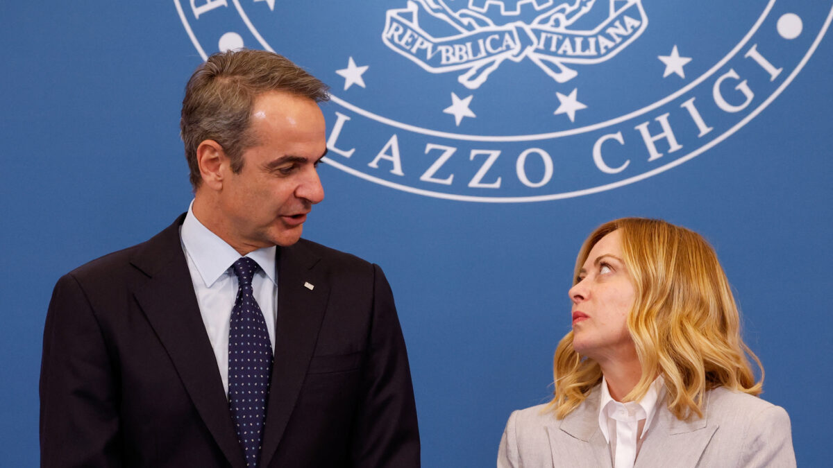 Κυριάκος Μητσοτάκης και Τζόρτζια Μελόνι στην κοινή συνέντευξη Τύπου στη Ρώμη