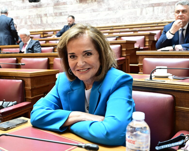 Ντόρα Μπακογιάννη για Αντώνη Σαμαρά: Θέλει να ρίξει Μητσοτάκη δεύτερη φορά – Το δις εξαμαρτείν ουκ ανδρός σοφού