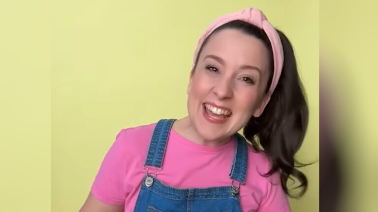 Η Ms Rachel
