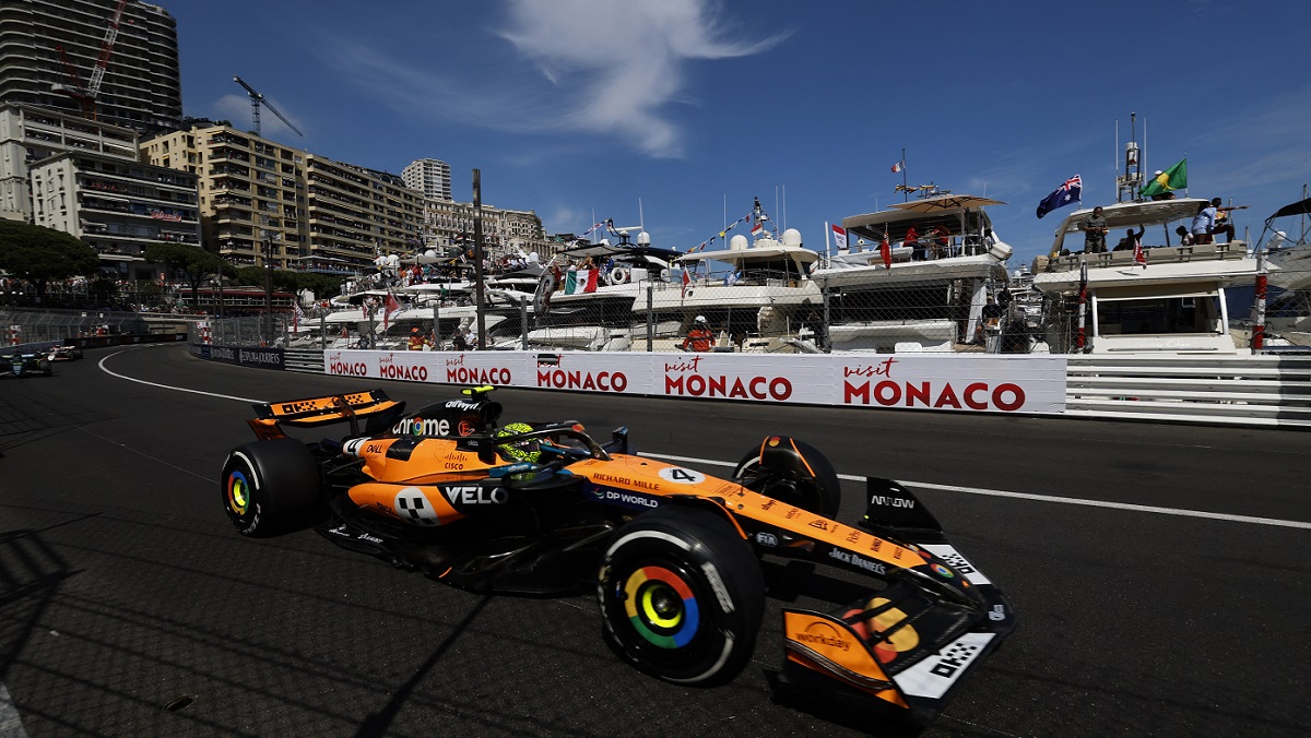 Ο Λάντο Νόρις με τη McLaren