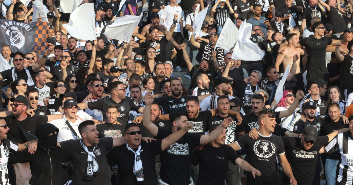 OFI bowed to his fans for their presence in the Greek Cup final with Olympiacos