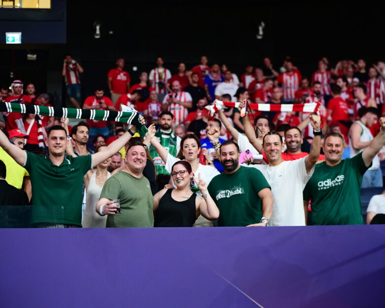 Euroleague Final 4: Απίστευτη ταλαιπωρία για 200 Έλληνες οπαδούς στην επιστροφή τους από το Άμπου Ντάμπι