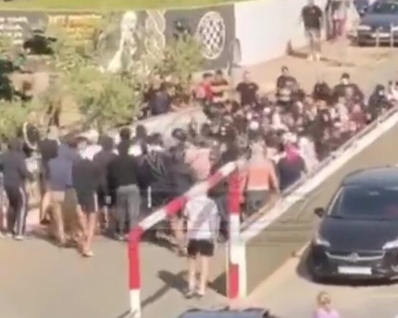 Άγριο ξύλο μεταξύ οπαδών της Χάιντουκ και της Ντινάμο Ζάγκρεμπ στην Κροατία