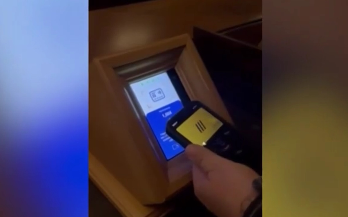 Το POS αντικαθιστά το παγκάρι στην εκκλησία