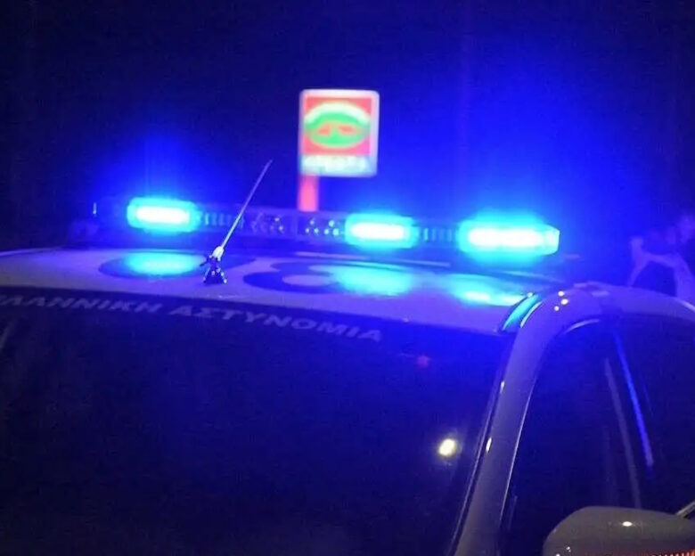 Χαλκίδα: Άγρια καταδίωξη αυτοκινήτου και σύγκρουση με ταξί