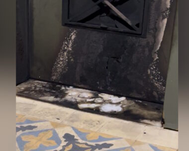 Από τη φωτιά στην πολυκατοικία που μένει ο Μάξιμος Χαρακόπουλος