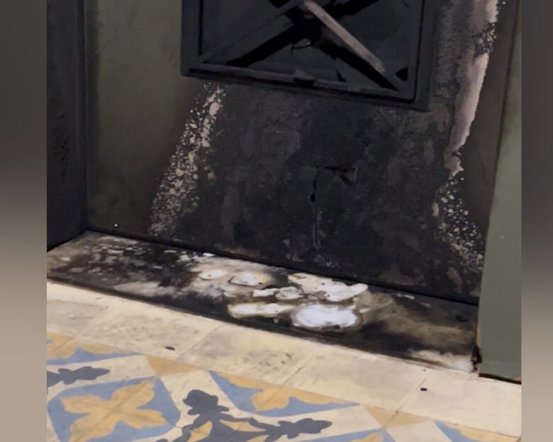 Μάξιμος Χαρακόπουλος για τα γκαζάκια στην πολυκατοικία του: Ξυπνήσαμε με μια αίσθηση φωτιάς και συνειδητοποιήσαμε ότι καιγόμασταν