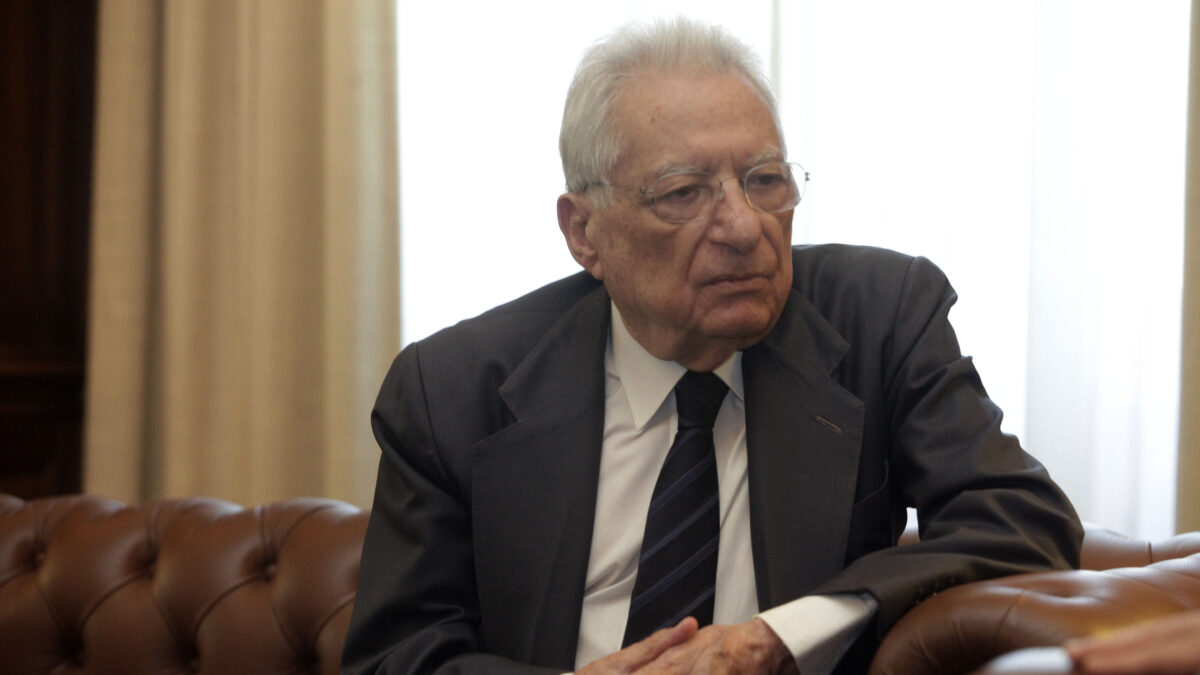 Ο Πέτρος Μολυβιάτης