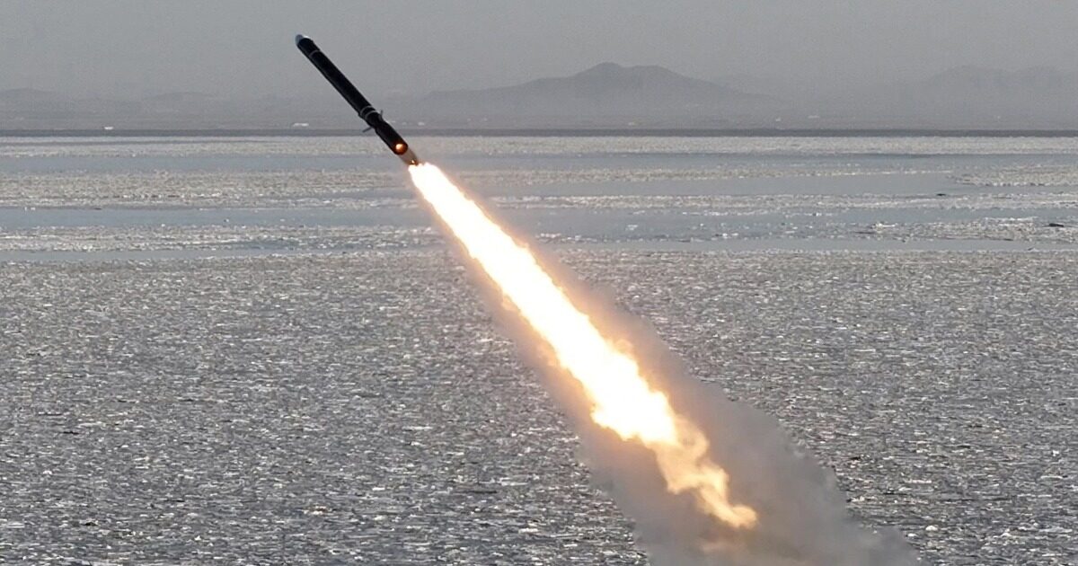 North Korea launches ballistic rockets to the sea of ​​Japan