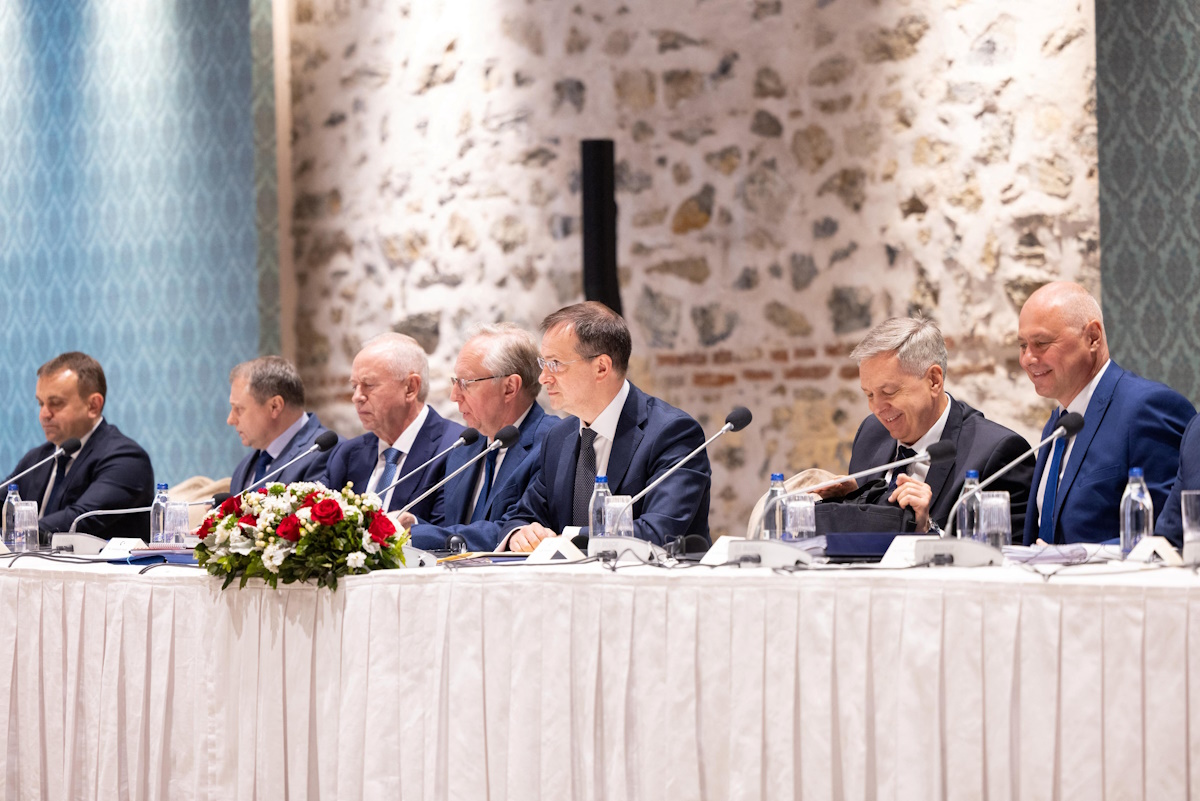 H ρωσική αντιπροσωπεία στις συνομιλίες με την Ουκρανία για εκεχειρία