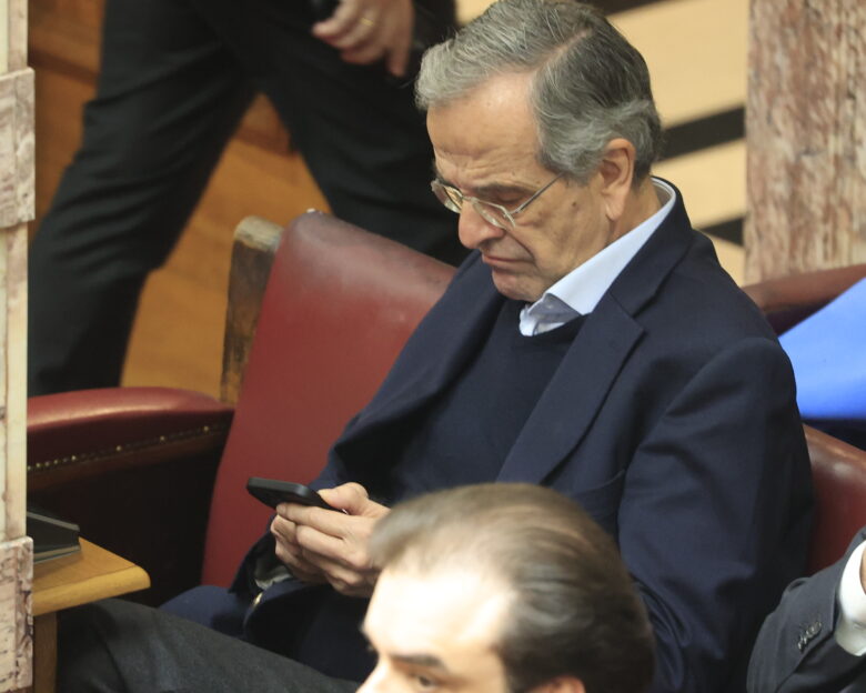 Δημοσκόπηση Interview: Πρώτη η ΝΔ, δεύτερο το ΠΑΣΟΚ – Χλιαρή υποδοχή για το κόμμα Σαμαρά