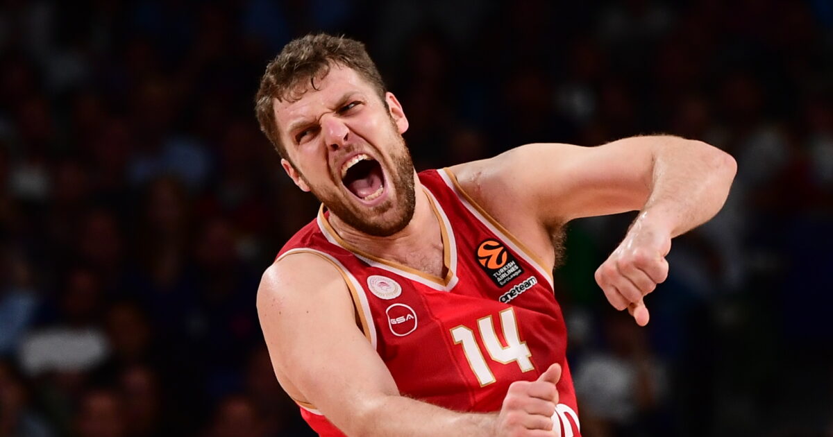 Sasha Vezenkov MVP of Euroleague playoffs