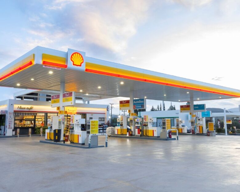Shell: Αναδιαμόρφωση πρατηρίων με στόχο το 50% των κερδών εκτός καυσίμων