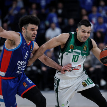 Ο Κώστας Σλούκας