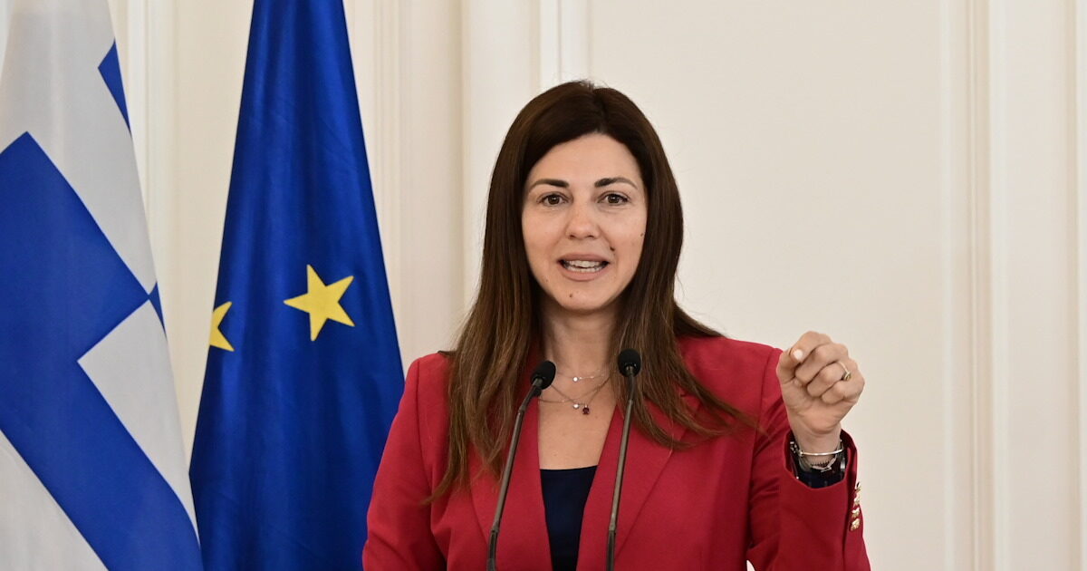 Ερώτηση 4 βουλευτών της ΝΔ σε Ζαχαράκη για τους μαθητές που αποφοιτούν με βαθμό κάτω από τη βάση