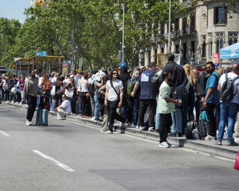 Ισπανία: Νέο μπλακ άουτ στις τηλεπικοινωνίες – Κατέρρευσε δίκτυο τηλεφωνίας – Εκτός λειτουργίας οι γραμμές έκτακτης ανάγκης