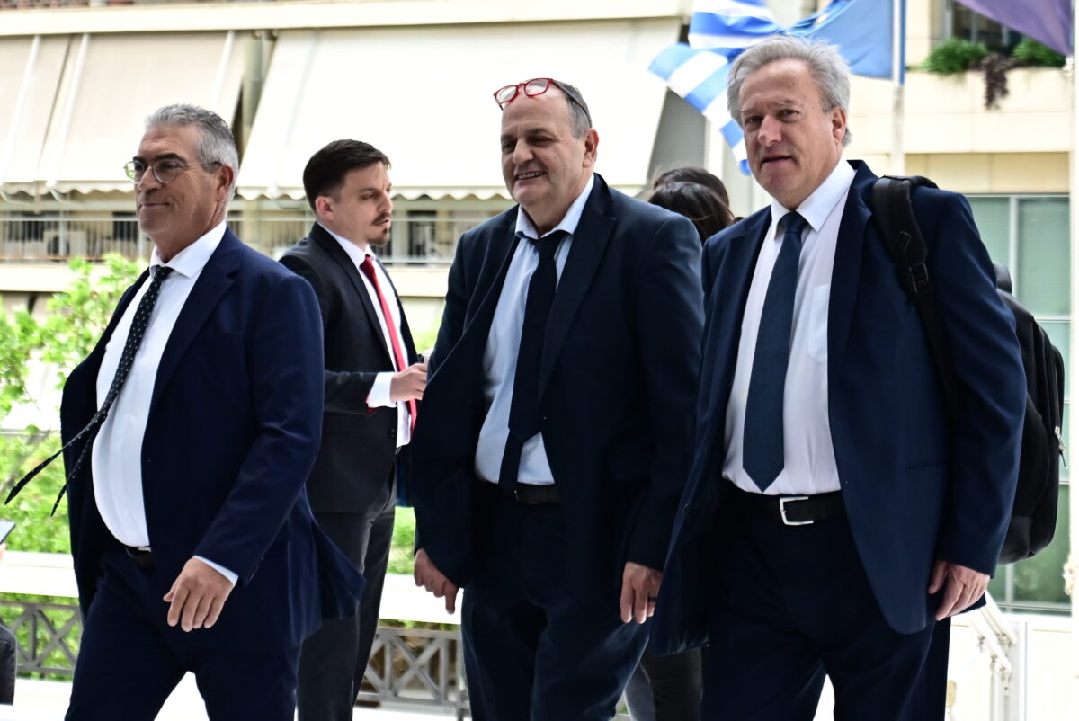 Δίκη νυν και πρώην βουλευτών των "Σπαρτιατών" για το αδίκημα της εξαπάτησης εκλογικού σώματος 
(ΚΩΣΤΑΣ ΤΖΟΥΜΑΣ