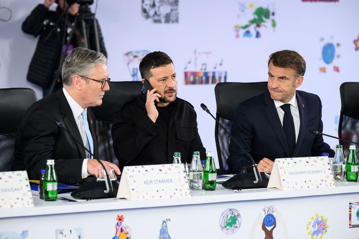 Keir Starmer, Volodymyr Zelenskiy, Emmanuel Macron