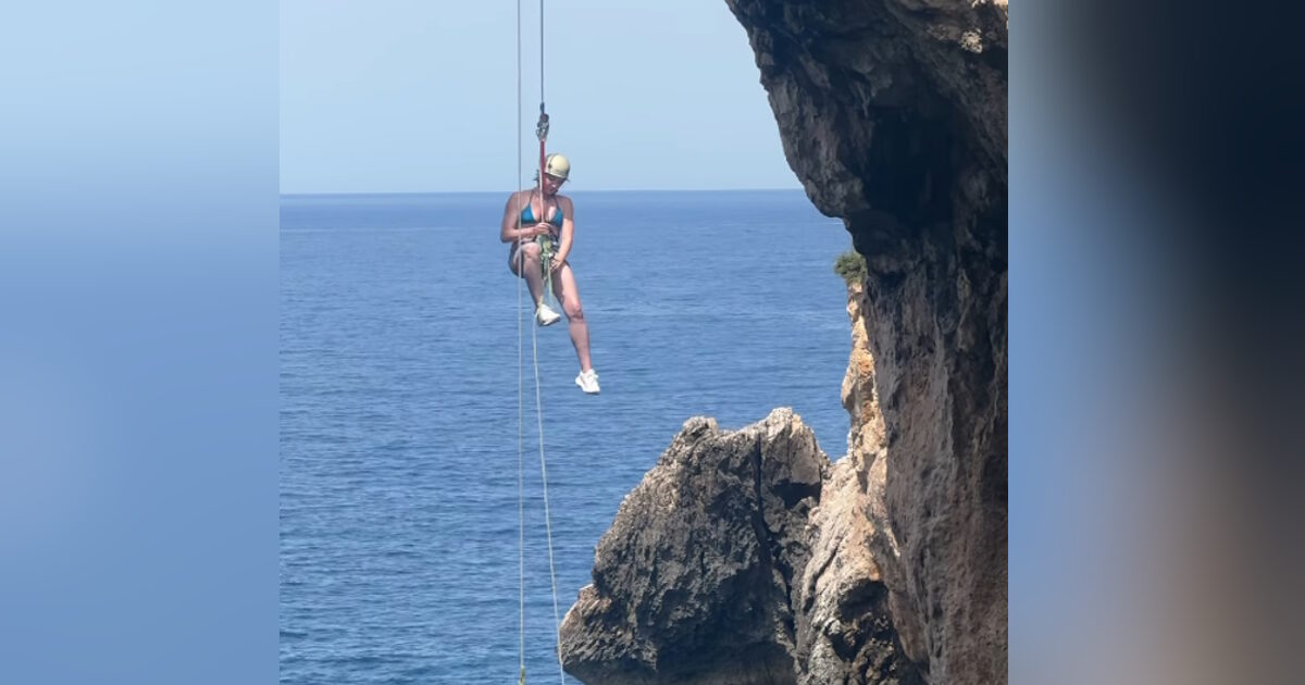 Η Στεφανία Γουλιώτη «άγγιξε τα όριά της» κάνοντας καταρρίχηση σε βραχώδη αψίδα
