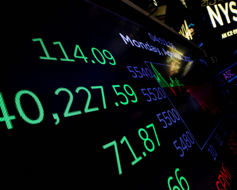 Wall Street: Άλμα σημειώνουν οι μετοχές μετά την καλή έκθεση για την απασχόληση