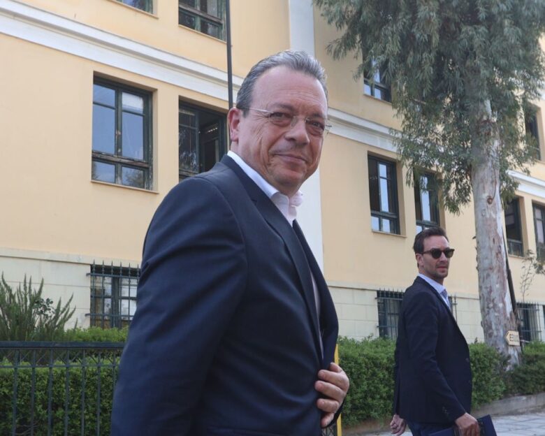 Ο Σωκράτης Φάμελλος κατέθεσε μηνυτήρια αναφορά για την Ομάδα Αλήθειας – «Κάθε μέρα σκάνε μεγάλα σκάνδαλα δημοκρατίας»