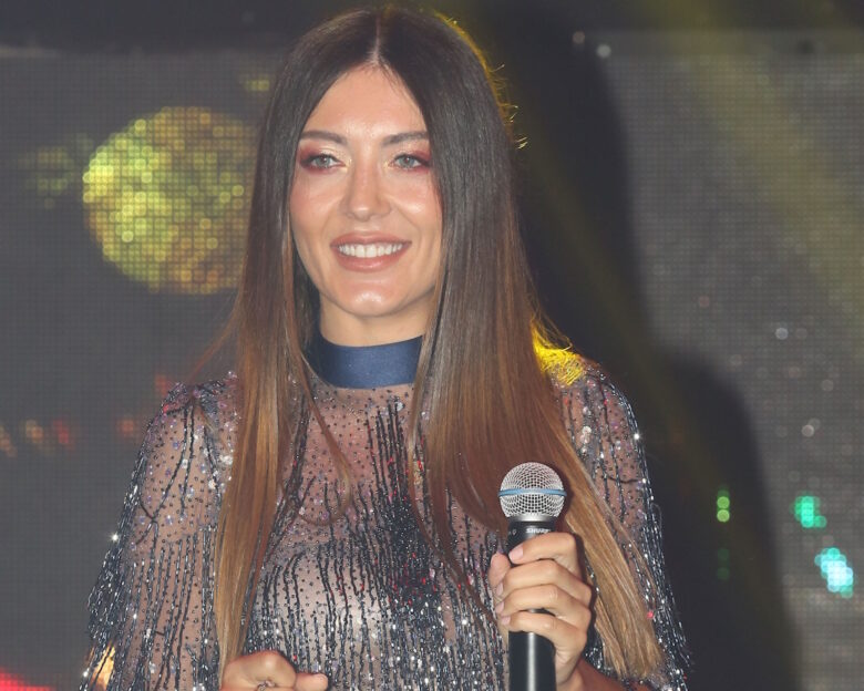 Τάνια Καρρά: «Το τραγούδι ”Για αυτό σταμάτησέ με” είχε ηχογραφηθεί όταν έγινε το δυστύχημα του Παντελή Παντελίδη»