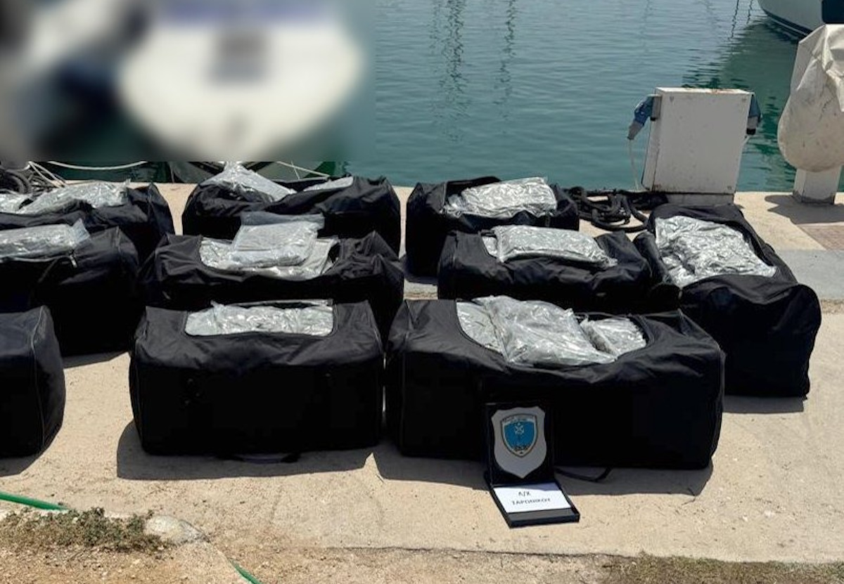 Η κάνναβη που εντοπίστηκε στο ταχύπλοο