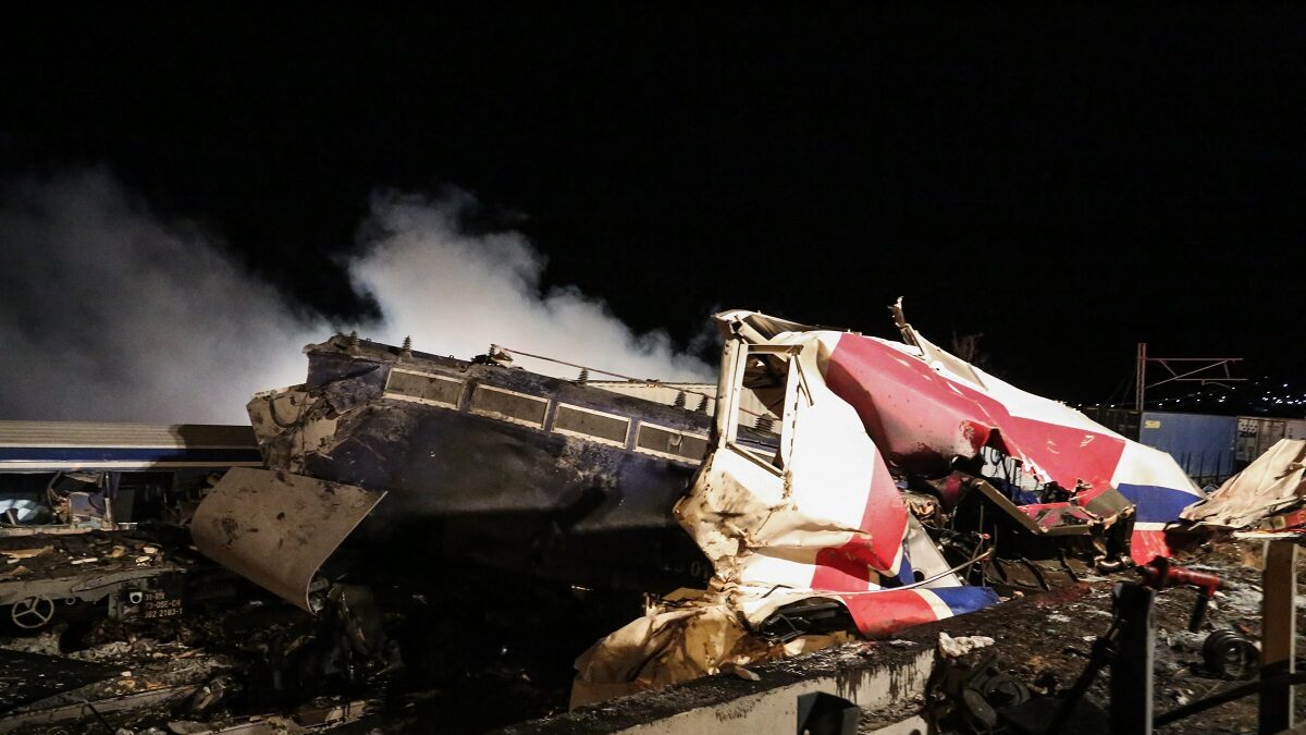 Σύγκρουση τρένων στα Τέμπη