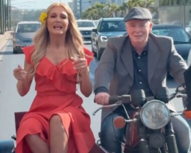 Η Νατάσα Θεοδωρίδου στο νέο βίντεο κλιπ του τραγουδιού της