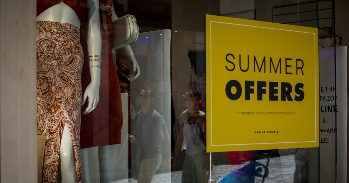 Summer discounts 2025: When do they start and how long they last – Sunday with open shops