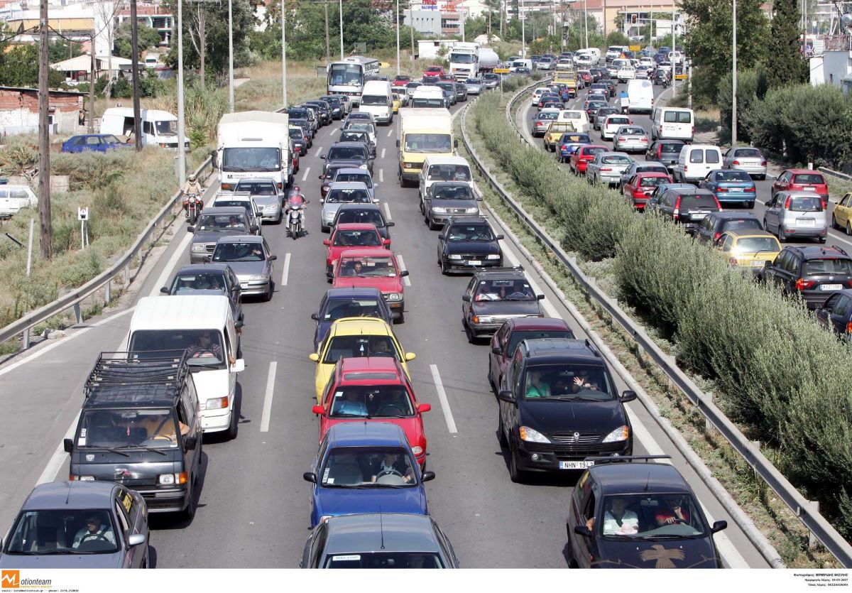Κίνηση στην περιφερειακή οδό Θεσσαλονίκης